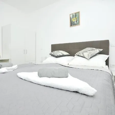 Apartamento Carolina Trogir