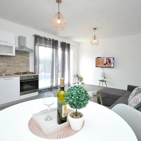 Apartamento Carolina Trogir